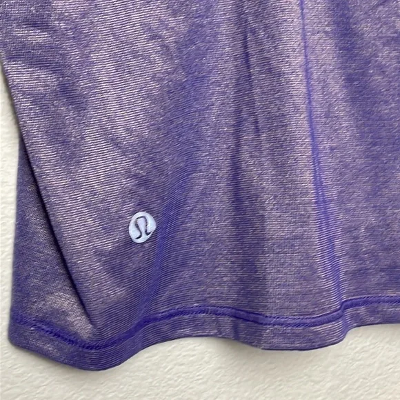 Lululemon Women’s Sweaty Or Not Crop Tee Heathered Iris Flower / Gold Size 8-10 - Picture 5 of 9